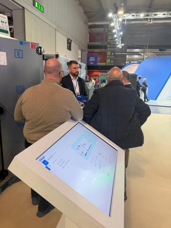 aae7c627-152e-4800-babf-3efd2fbdeaa3