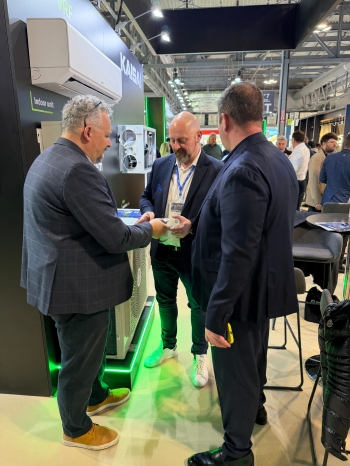 d07b2b9d-5ab9-458f-b8ab-3b36a7de8d6b